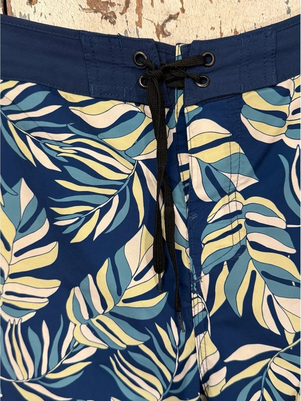 Men's Reef Swim Shorts Trunks , size 36, Blue tropical leaf, board shorts